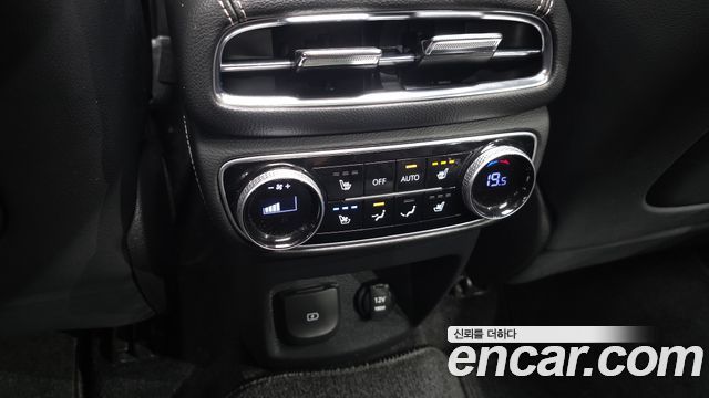 Genesis GV80 2022 — photo 25