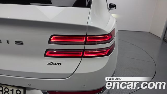 Genesis GV80 2022 — photo 9