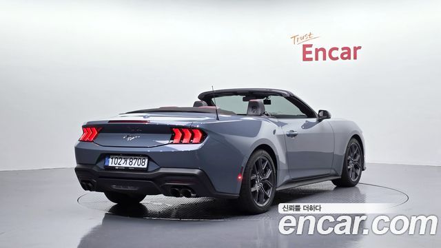 Ford Mustang 2024 — photo 2