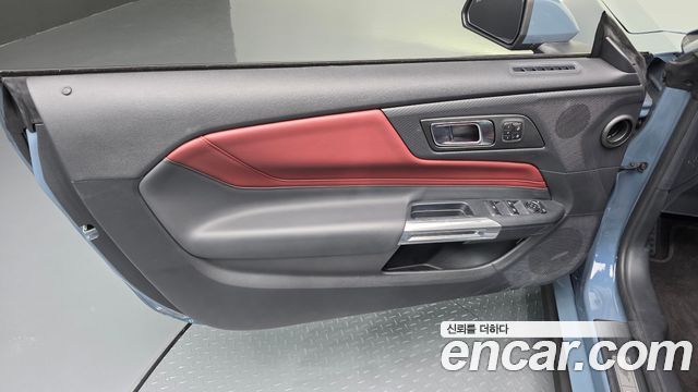 Ford Mustang 2024 — photo 14