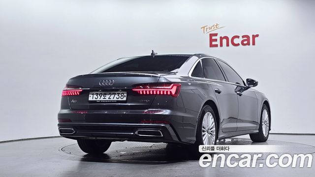 Audi A6 2020 — photo 2