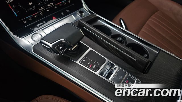 Audi A6 2020 — photo 12