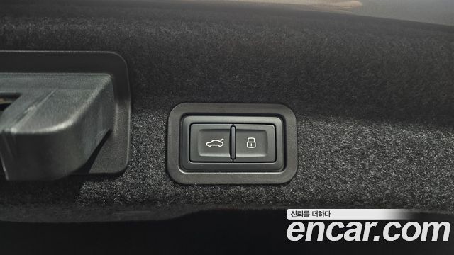 Audi A6 2020 — photo 31