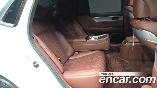 Genesis G90 2022 — photo 18