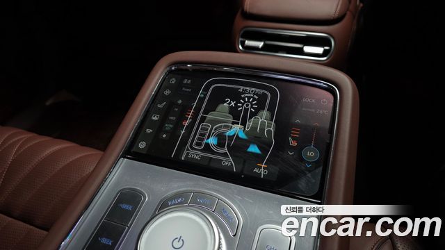 Genesis G90 2022 — photo 25