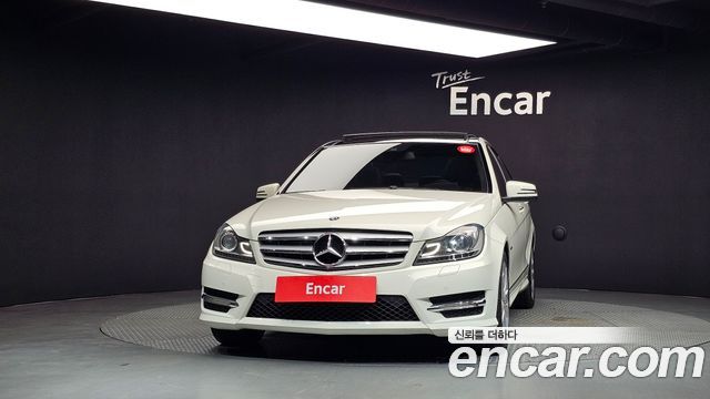 Mercedes-Benz C-Class 2012 — photo 3
