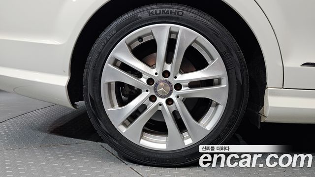 Mercedes-Benz C-Class 2012 — photo 5