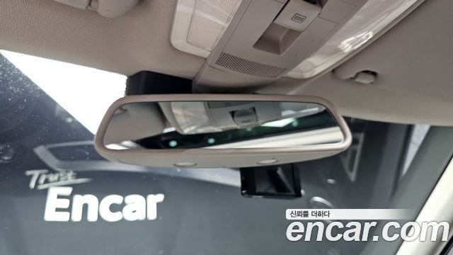 Mercedes-Benz C-Class 2012 — photo 16