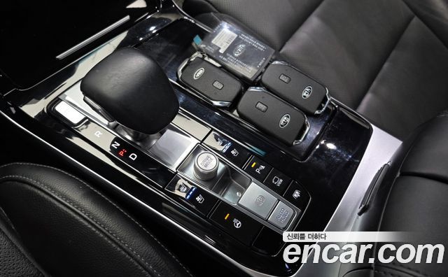 Kia K7 2020 — photo 12
