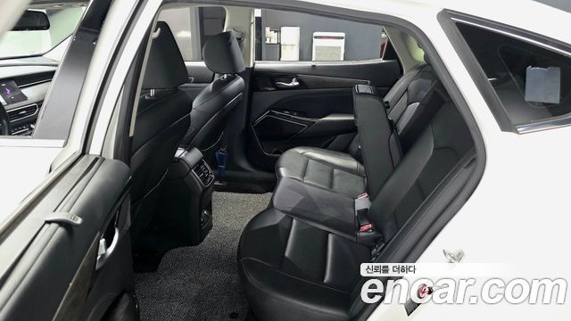 Kia K7 2020 — photo 16