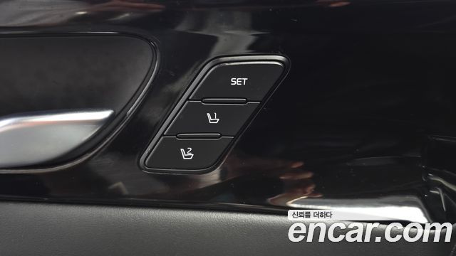 Kia K7 2020 — photo 31