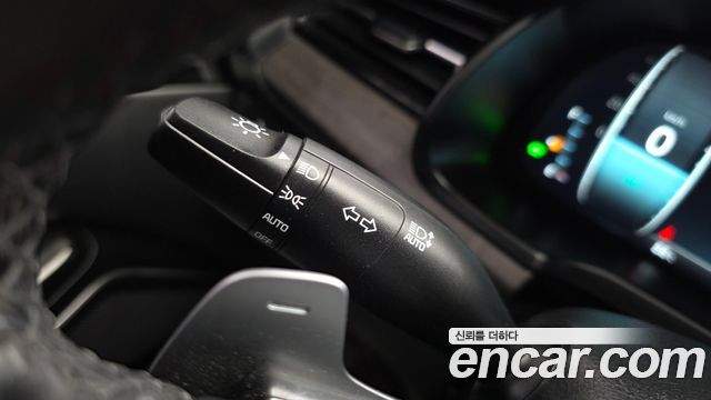 Kia K7 2020 — photo 35