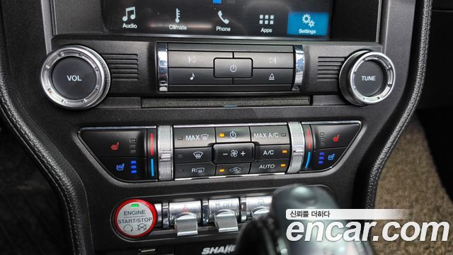Ford Mustang 2017 — photo 18