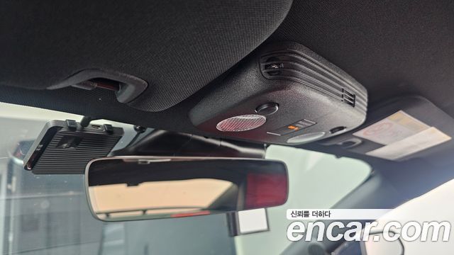 Ford Mustang 2022 — photo 19