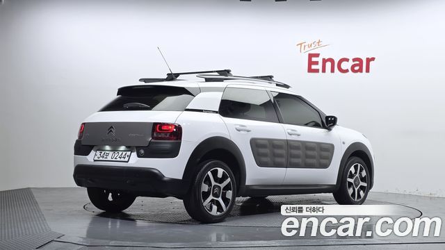 Citroën / DS C4 CACTUS 2017 — photo 2