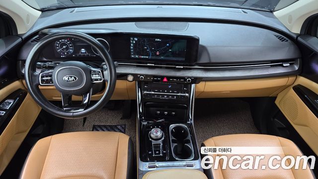 Kia Canival 2021 — photo 10