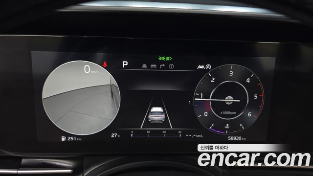 Kia Canival 2021 — photo 11