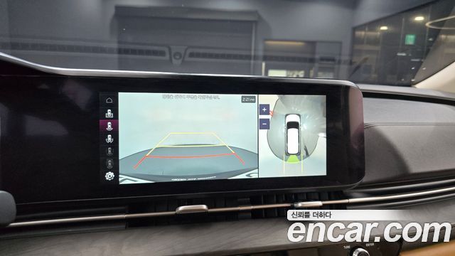 Kia Canival 2021 — photo 21