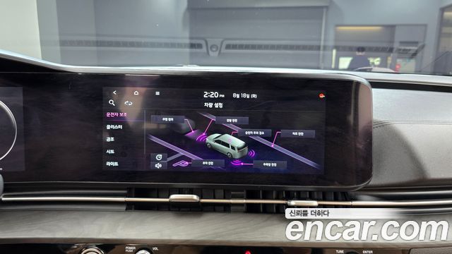 Kia Canival 2021 — photo 22