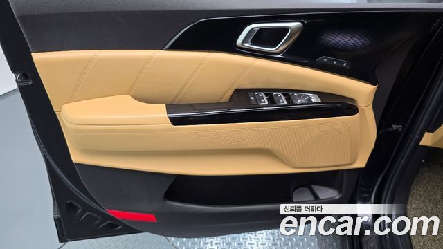 Kia Canival 2021 — photo 14