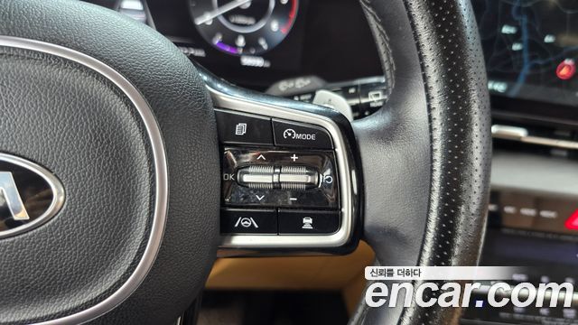 Kia Canival 2021 — photo 29