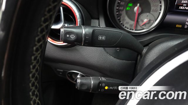Mercedes-Benz CLA-Class 2014 — photo 17