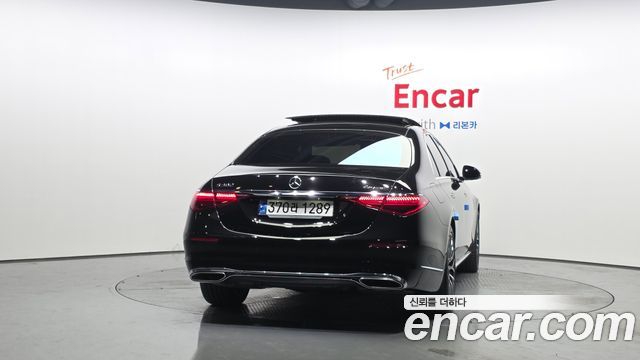 Mercedes-Benz S-Class 2023 — photo 4