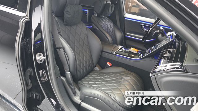 Mercedes-Benz S-Class 2023 — photo 16