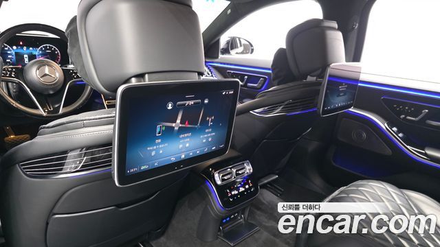Mercedes-Benz S-Class 2023 — photo 29