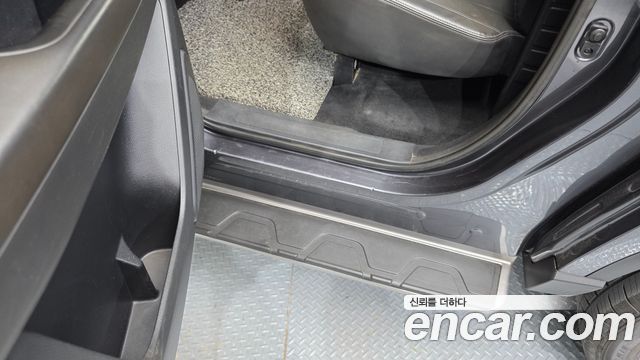 KG Mobility Rexton 2019 — photo 30
