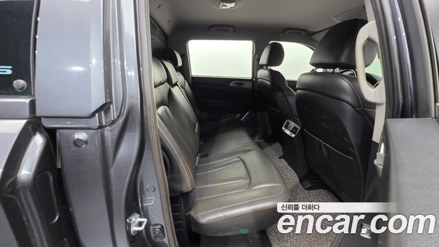 KG Mobility Rexton 2019 — photo 31