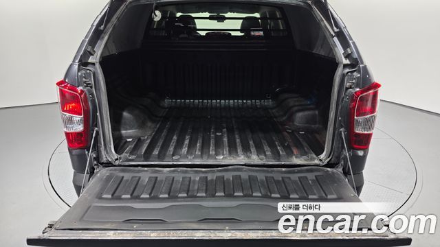 KG Mobility Rexton 2019 — photo 32