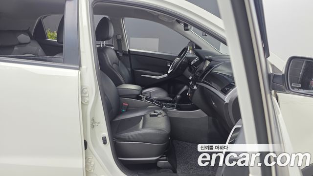 KG Mobility KORANDO 2018 — photo 17