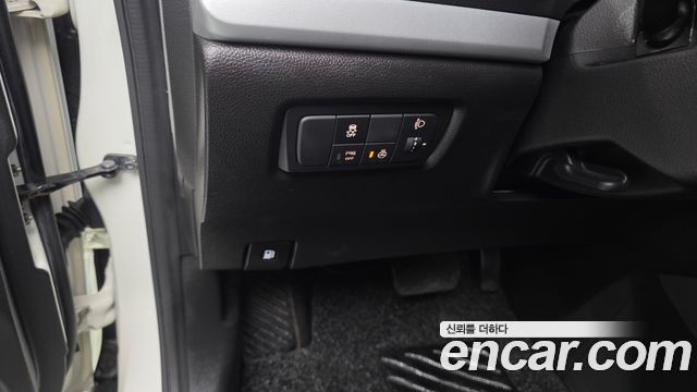 KG Mobility KORANDO 2018 — photo 30