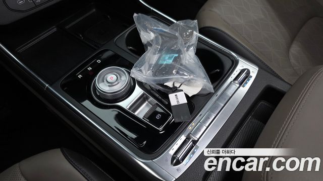 Kia Canival 2024 — photo 9