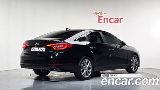 Hyundai Sonata 2015 — photo 2