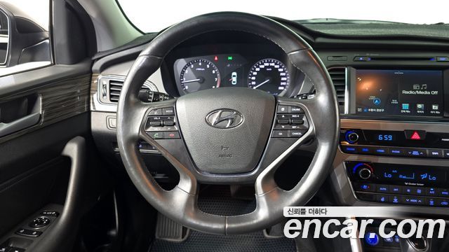 Hyundai Sonata 2015 — photo 15