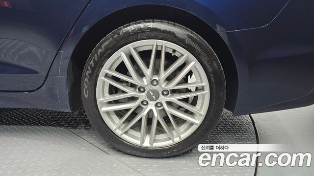 Genesis G70 2019 — photo 7