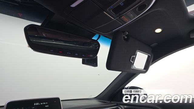 Genesis G70 2019 — photo 28
