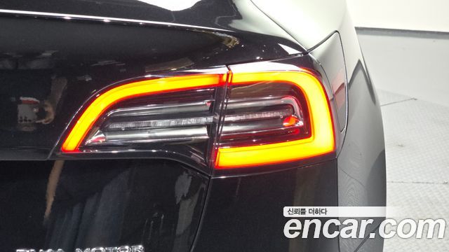 Tesla Model 3 2021 — photo 9
