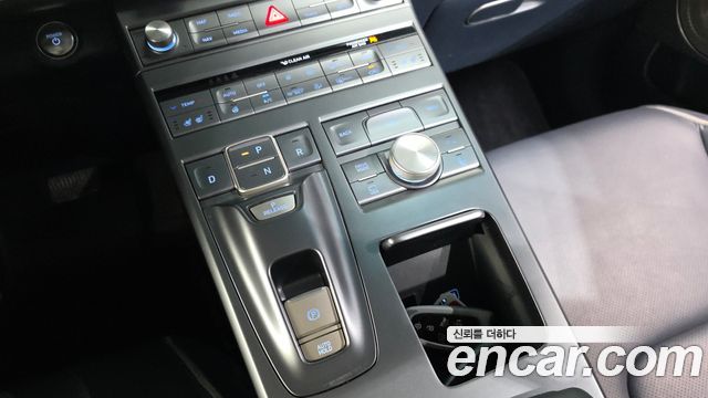 Hyundai Nexo 2022 — photo 12