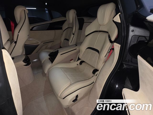 Ferrari Purosangue 2024 — photo 12