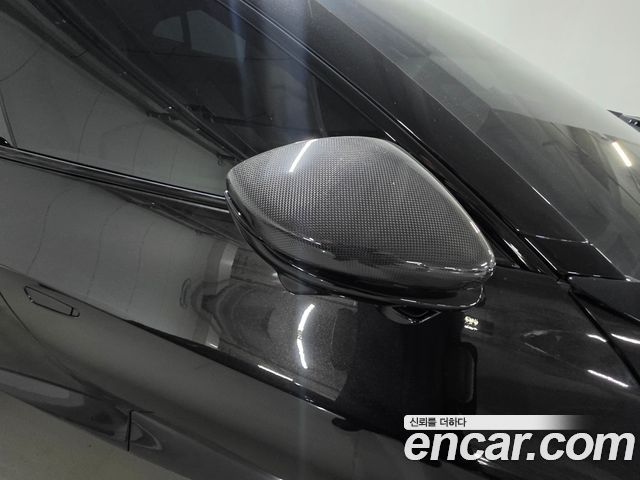 Ferrari Purosangue 2024 — photo 18