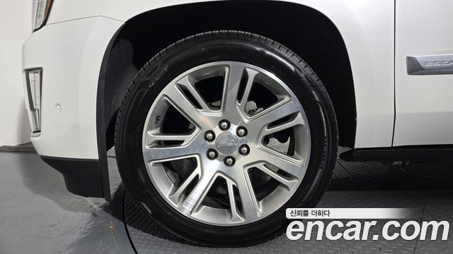 Cadillac Escalade 2018 — photo 5