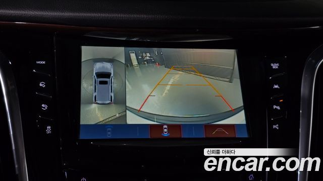 Cadillac Escalade 2018 — photo 20