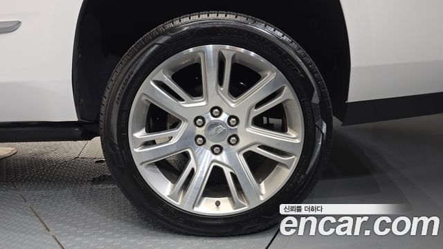 Cadillac Escalade 2018 — photo 7
