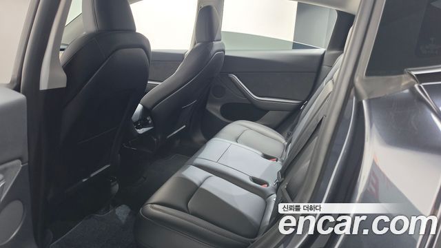 Tesla Model Y 2024 — photo 26