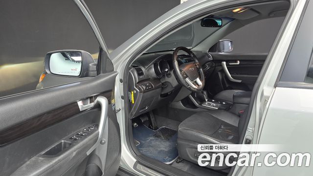 Kia Sorento 2010 — photo 10