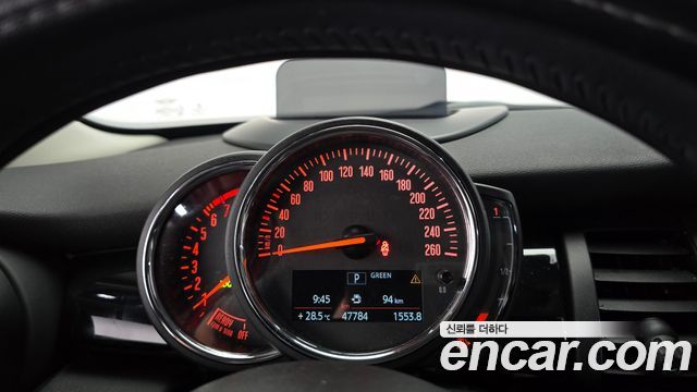 Mini Cooper 2020 — photo 8