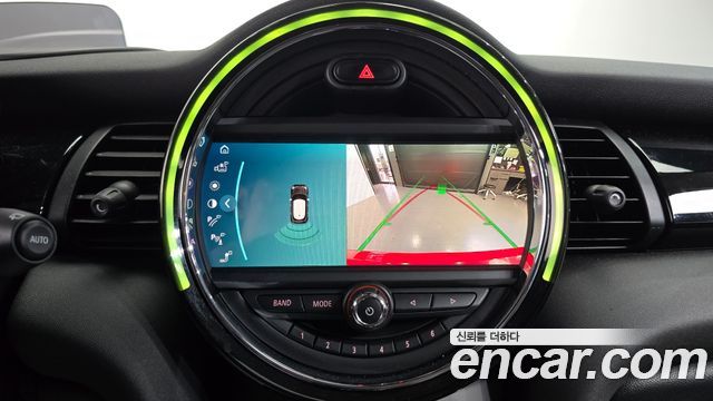 Mini Cooper 2020 — photo 14